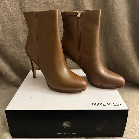 Nine West Shoes - NINE WEST - Quanette Booties
Brown - New in box